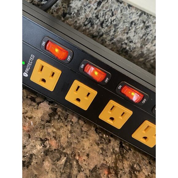 CRST 12-Outlet Surge Protector Power Strip w/ Individual Switches 27” - Picture 3 of 10